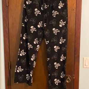 Skull and crossbones fleece pajama pants